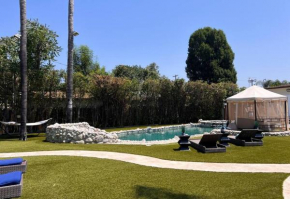Luxury Oasis in Central Encino w Pool & Spa